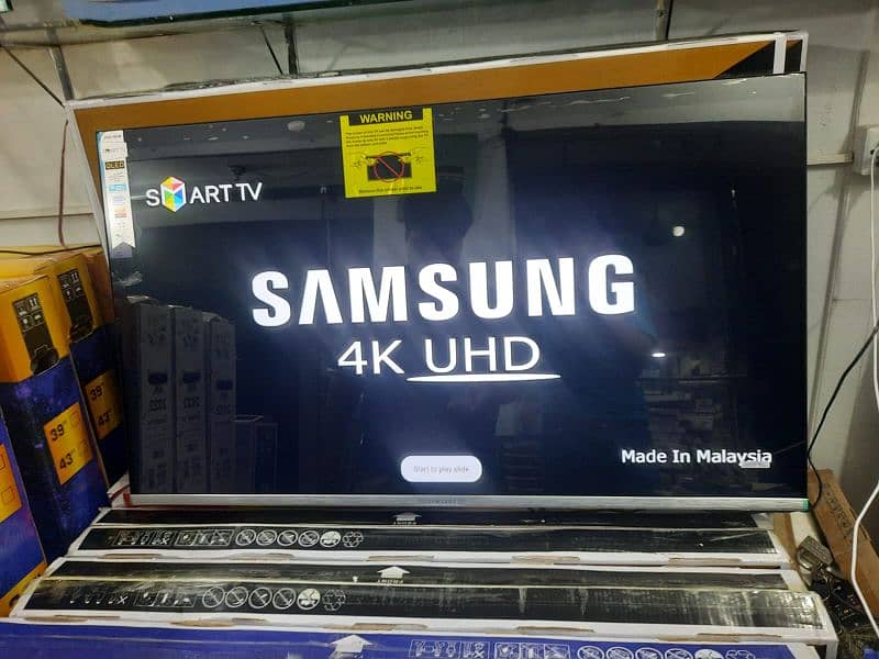 32,,inch SAMSUNG LED 8K UHD SLIM. NEW 03227191508 0