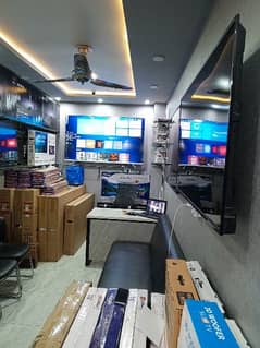 LED TV 65"SMART UHD ,4K SAMSUNG BOX PACK 03044319412 tech i e