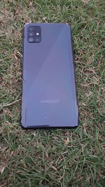 Samsung A51. 5