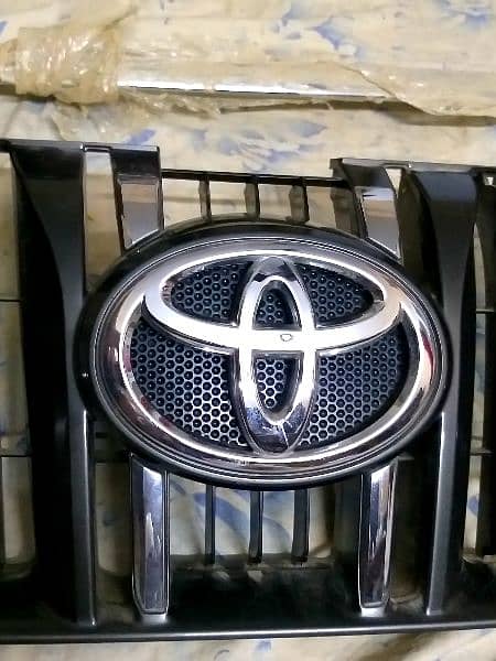 Toyota prado genuine new japanese grill 2009-2013 with bonet patti 2