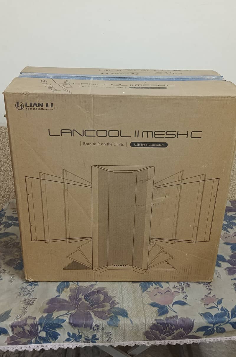Lian Li lancool II RGB Mesh usbC case + Thermaltake 750W 80+ Gold PSU 4
