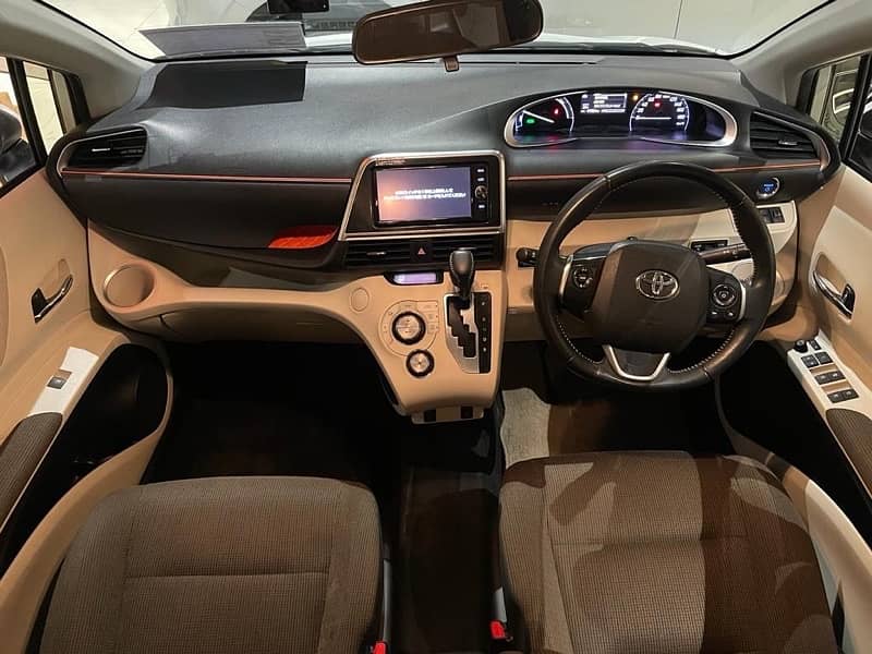 Toyota sienta 2018 G for sale 5