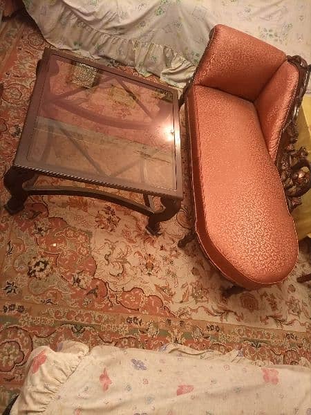 Table , Couch / Sethi 1