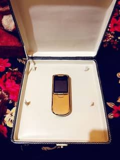 Nokia 8800 Gold mint Condition 0
