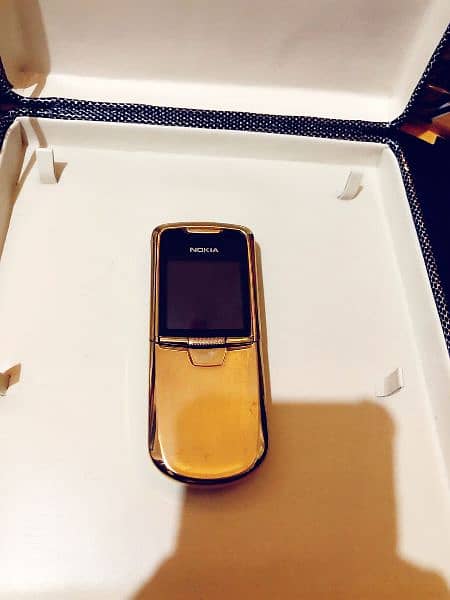 Nokia 8800 Gold mint Condition 1