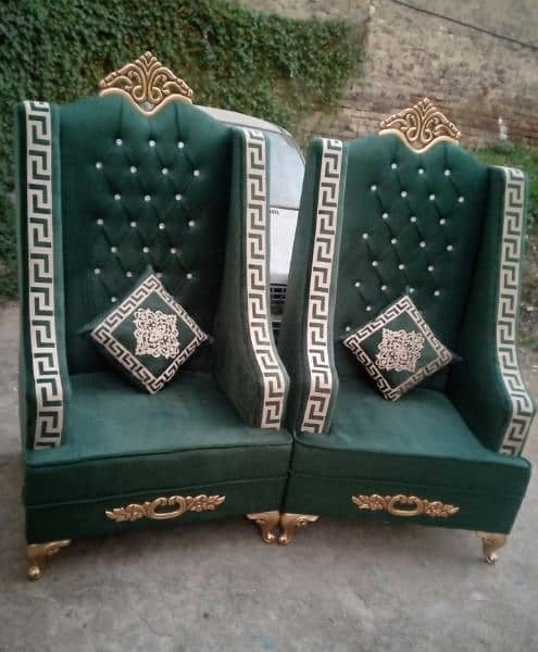 Bedroom Chairs For Sale 1