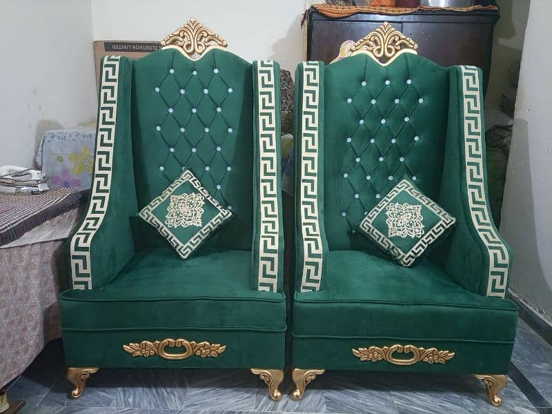 Bedroom Chairs For Sale 2