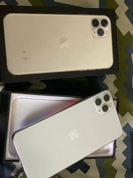 iphone 11 pro max 512gb PTA approved with box 3