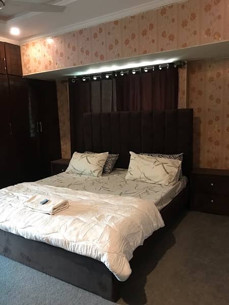Rooms On Daily Basis Oppo F9 Park VIP Location F10 8