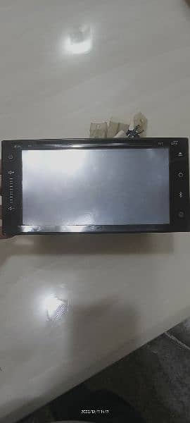 Car LCD / CD Player 1