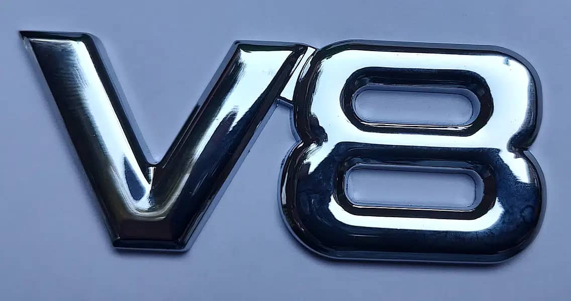 V8 land cruiser -  V8 Chrome Rear Badge (v8 Manogram) 5