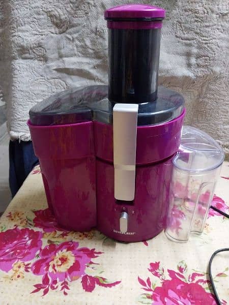 Juicer Machine 1