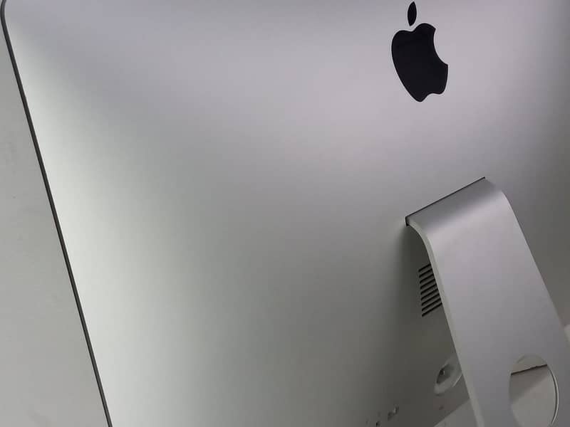 iMac 2015 late core i5 8gb ram 1Tb HDD: 03018531671 1