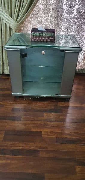 TV trolley with glass top and  front glass door 1