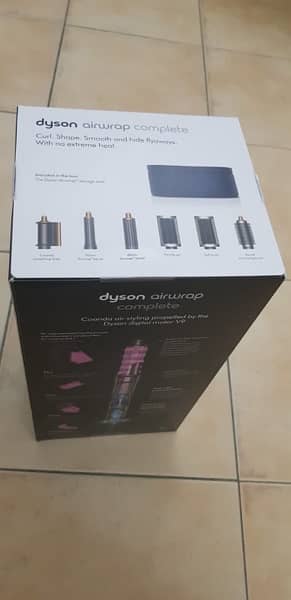 Dyson Airwrap, Long & Standard Barrel, hairdryer/hairstyler- in stock 7