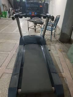 Used Commercial Treadmill 4 sale in excellent condition