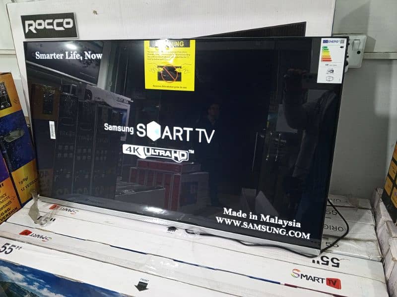 43,, Samsung Smart LED TV 4K UHD  03227191508 1