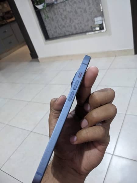 iphone 14 plus Jv 128gb Blue colour 2