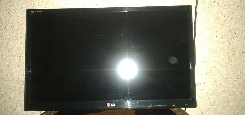 LG HD TV 24 Inches  Available for Sale 2