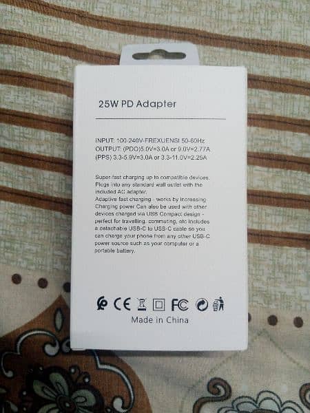 Samsung 25 Watt PD Adapter 1
