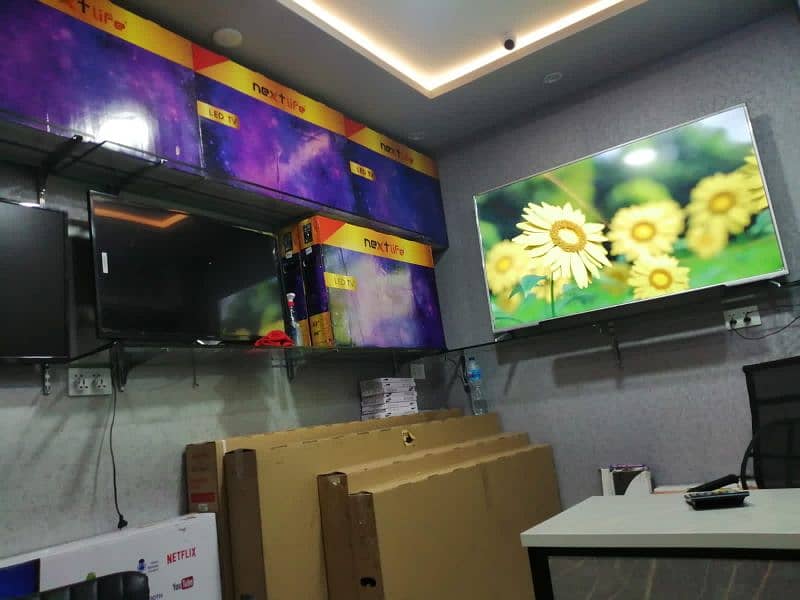 LED TV 43" SAMSUNG UHD TV BOX PACK 03044319412 buy now 1