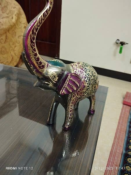 Brass Elephant Showpiece. 5