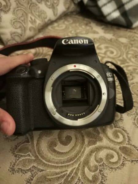 Canon EOS 1200d with 2 lenses 2