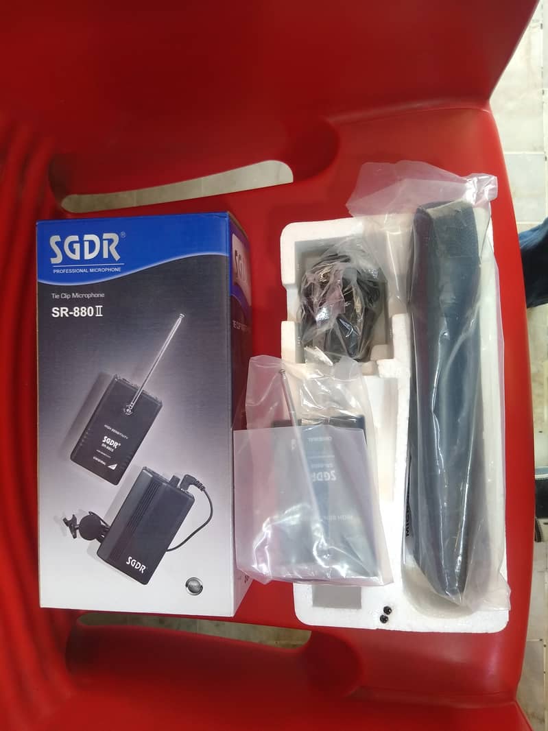 SGDR Wireless Hand Microphone SR-880 II imported (like TOA, Shure) 1