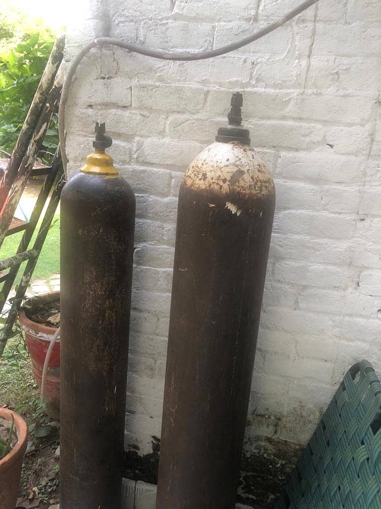 Medical Oxygen Cylinders All Sizes available 6