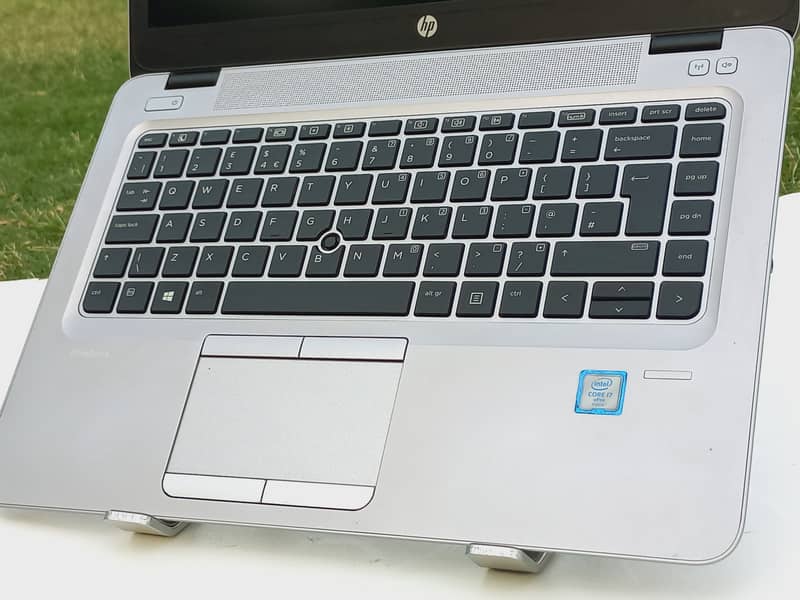 hp elitebook 840 g3 : 03018531671 1