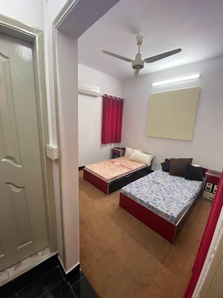 LUXURY FULLY FURNISHED ROOMS ARE AVAILABLE AT BEST LOCATION OF LAHORE 9