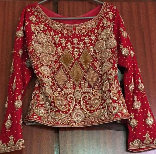 Full heavy designer lehnga with 3D embellishments ( one day used only) 3