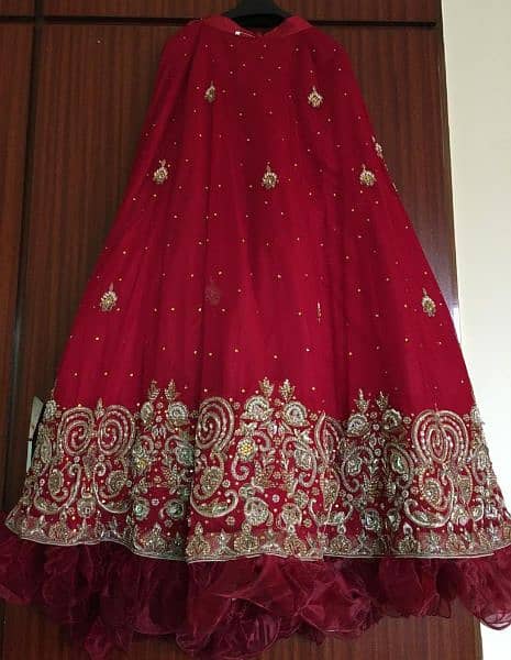 Full heavy designer lehnga with 3D embellishments ( one day used only) 4