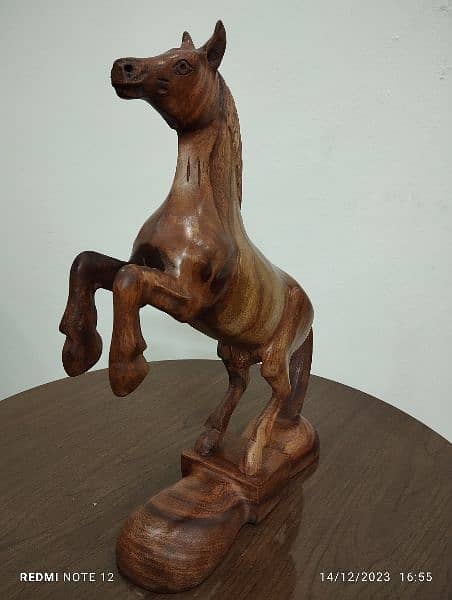 wooden Horse Showpiece 0