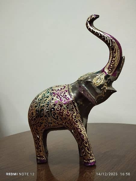 Brass Elephant Showpiece. 7