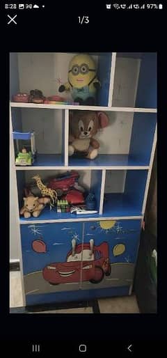 kids  shelf