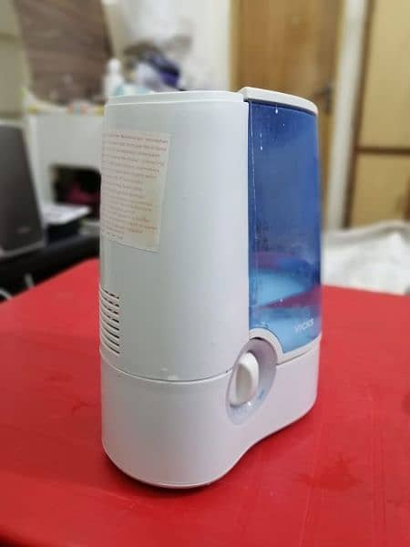 Vicks Kaz Steam Humidifier / Vaporizer, Imported 0