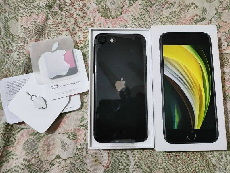 iPhone SE 2020 - Brand New iPhone with Box 0