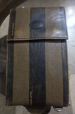 Money & Credit Cards Wallet  ( 1 ) real leather