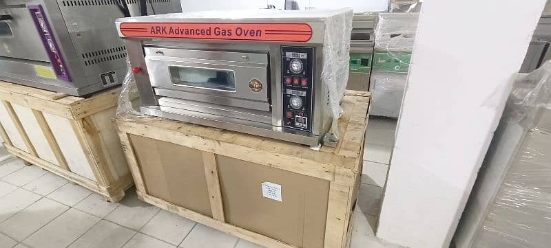 pizza oven conveyor belt or South star  fryer dough mixer fast food 3