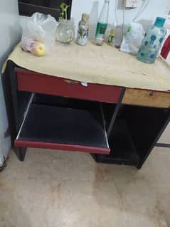 computer table selling