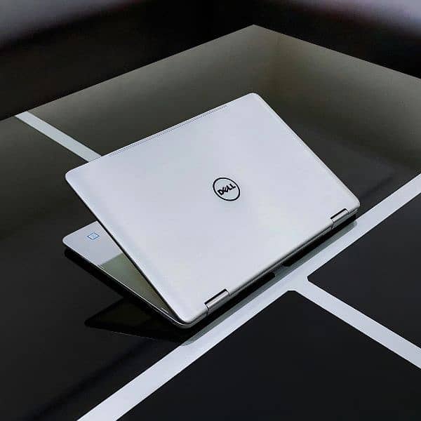 Dell Inspiron 17-7779 x360 2-in-1 Laptop PC — Core i7 4
