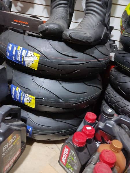 sports heavy bike tyres all pattern are available in cheap price 19