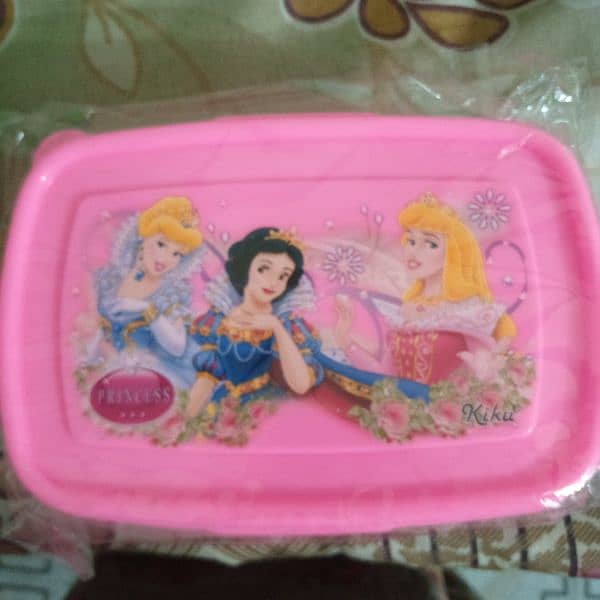 kids lunch boxes 1