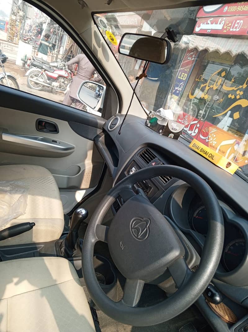 My 7-seater zero-meter Karwan Plus Changan Van 2023 model is available 1