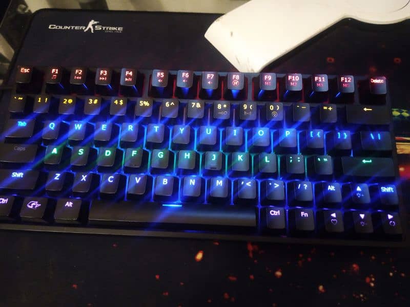 ykeyboard with steelseries rival 300s 3