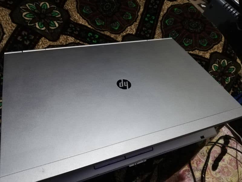 Hp elitebook 8460p 3