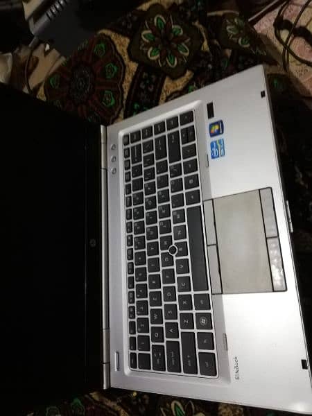 Hp elitebook 8460p 5