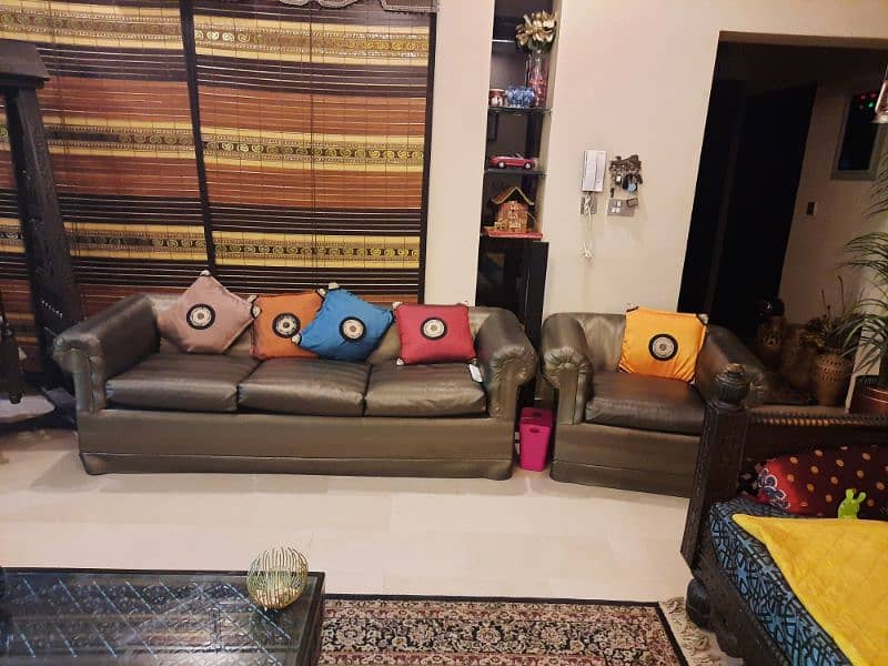 5 seater sofa available for sale 3