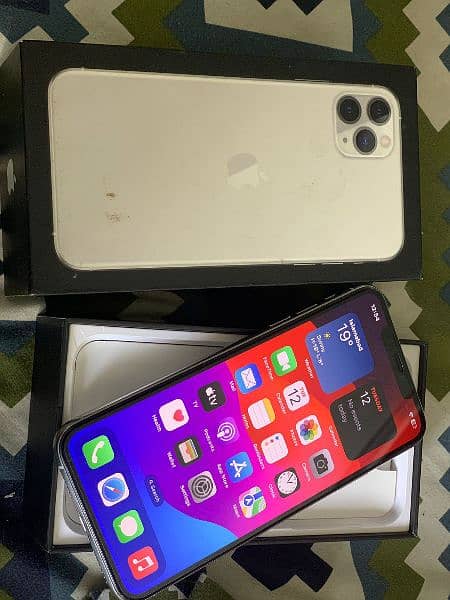 iphone 11 pro max 512gb PTA approved physical + esim, original set 3